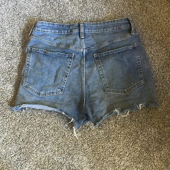 High rise old navy jean shorts size 12 - Picture 2 of 4